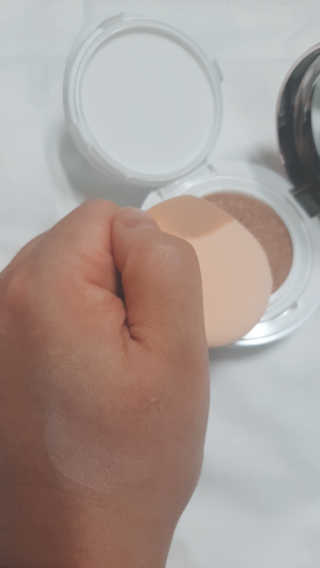 디어벨르 크림쿠션 DEAR BELLE CREAM COUSION — 5점을 준 리뷰어가 2020년 8월 올린 사용 사진