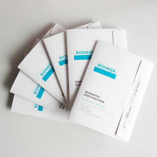 바이오믹 BIOMEEK SENSIMETIC SOOTHING MASK.S — 5점을 준 리뷰어가 2020년 7월 올린 사용 사진