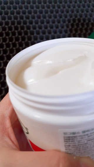 인그람스 캠퍼 크림 오리지널 300ml — 5점을 준 리뷰어가 2020년 4월 올린 사용 사진