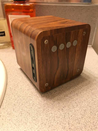 SEVIZ MINI10W 레트로 블루투스 스피커 — 5점을 준 리뷰어가 2020년 8월 올린 사용 사진