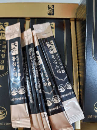 헬스업_천명진프리미엄홍삼스틱_10ml x 30포 — 5점을 준 리뷰어가 2020년 10월 올린 사용 사진