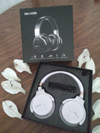 SEVIZ Bluetooth Headphones 10 3color — 5점을 준 리뷰어가 2020년 8월 올린 사용 사진