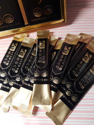 헬스업_천명진프리미엄홍삼스틱_10ml x 30포 — 5점을 준 리뷰어가 2020년 7월 올린 사용 사진