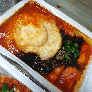 죠스떡볶이 [죠스푸드] 짜빠떡볶이+떡또그+범벅만두 신메뉴 3종 — 5점을 준 리뷰어가 2020년 5월 올린 사용 사진