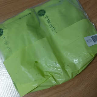 한촌몰 설렁탕집 가마솥 도가니탕 350g x 2팩 — 4점을 준 리뷰어가 2020년 8월 올린 사용 사진