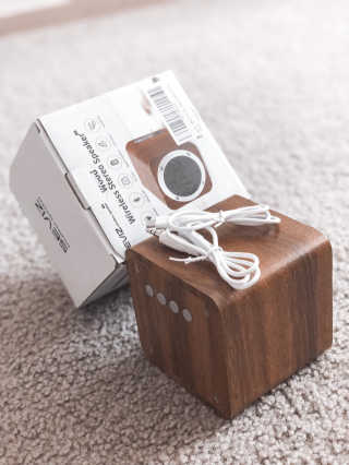 SEVIZ MINI10W 레트로 블루투스 스피커 — 5점을 준 리뷰어가 2020년 9월 올린 사용 사진