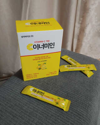 이너미인 VITAMIN-C 700 — 5점을 준 리뷰어가 2020년 9월 올린 사용 사진