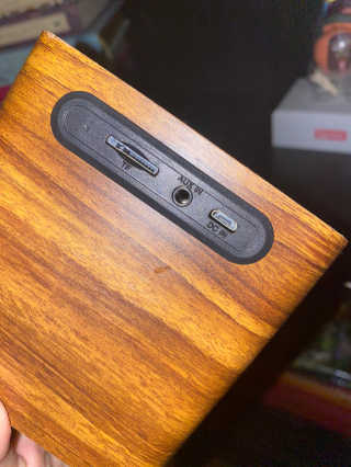 SEVIZ MINI10W 레트로 블루투스 스피커 — 3점을 준 리뷰어가 2020년 9월 올린 사용 사진