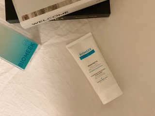 바이오믹 BIOMEEK SENSIMETIC MILD ACID CLEANSER — 5점을 준 리뷰어가 2020년 7월 올린 사용 사진