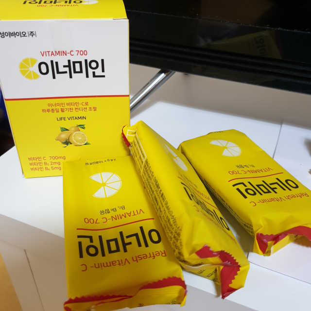 이너미인 VITAMIN-C 700 리뷰 사진