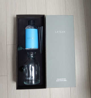레나스 프리미엄 아로마 디퓨저 200ml  [1SET] — 3점을 준 리뷰어가 2020년 10월 올린 사용 사진