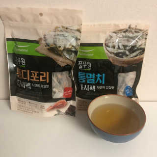 [풀무원] 자연의 감칠맛 통디포리, 통멸치 다시팩 세트 — 5점을 준 리뷰어가 2020년 5월 올린 사용 사진