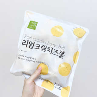 가치식탁 리얼치즈스틱, 리얼크림치즈볼 — 4.5점을 준 리뷰어가 2020년 8월 올린 사용 사진