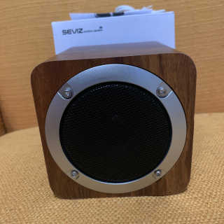 SEVIZ MINI10W 레트로 블루투스 스피커 — 1.5점을 준 리뷰어가 2020년 9월 올린 사용 사진