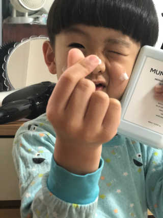 멈칫 멜팅 바디로션,  약산성 바디워시 택 1 — 5점을 준 리뷰어가 2020년 7월 올린 사용 사진
