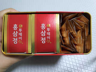 서울약사신협_투데이홍삼정_틴케이스_10g x 30포 — 5점을 준 리뷰어가 2020년 7월 올린 사용 사진
