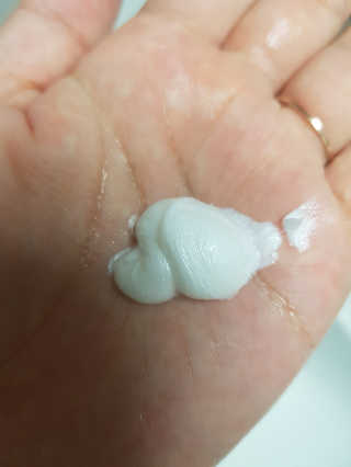 메디필 에스테 더마 유산균 콜라겐 클리어 — 4점을 준 리뷰어가 2020년 6월 올린 사용 사진