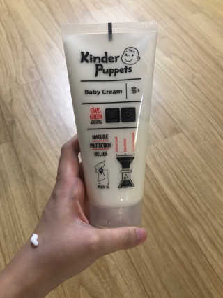 킨더퍼페츠 베이비크림 180ml — 5점을 준 리뷰어가 2020년 9월 올린 사용 사진