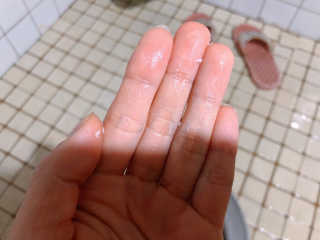 [메디필] 프렌치 부케 퍼퓸 필링 — 4.5점을 준 리뷰어가 2020년 5월 올린 사용 사진