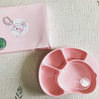 유비맘 캐릭터 실리콘 흡착 식판_색상 랜덤발송 — 5점을 준 리뷰어가 2020년 9월 올린 사용 사진