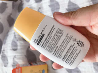 아토팜 야외놀이 선밀크 SPF50+ PA+++ — 5점을 준 리뷰어가 2020년 5월 올린 사용 사진