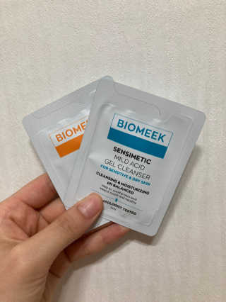 바이오믹 BIOMEEK SENSIMETIC SOOTHING MASK.S — 4.5점을 준 리뷰어가 2020년 7월 올린 사용 사진
