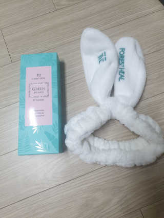 포레스트힐 SS 그린 밸런스 클렌져 100ml + 헤어밴드 — 5점을 준 리뷰어가 2020년 4월 올린 사용 사진