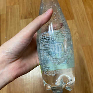 페리에 라임 500ml 투명페트 — 5점을 준 리뷰어가 2020년 11월 올린 사용 사진