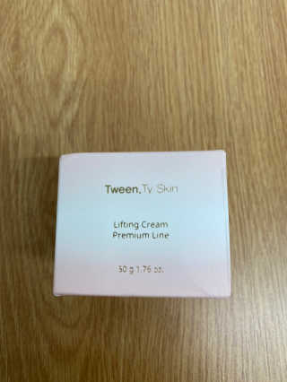 Tween.Ty Skin 트웬티스킨 리프팅 크림 프리미엄 라인 — 5점을 준 리뷰어가 2020년 9월 올린 사용 사진