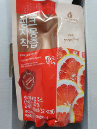 자연에온 핑크 자몽 착즙 100mL 10개입 2BOX — 4점을 준 리뷰어가 2020년 11월 올린 사용 사진