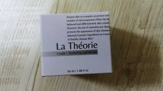 La Theorie Hydrating Ingredients | 하이드레이팅 인그레이디언츠 — 3.5점을 준 리뷰어가 2020년 4월 올린 사용 사진