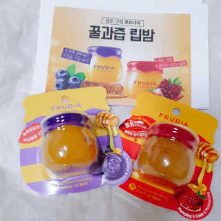 [후르디아] 올리브영 꿀과즙 립밤 2종 (블루베리/석류) — 5점을 준 리뷰어가 2020년 12월 올린 사용 사진