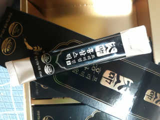헬스업_천명진프리미엄홍삼스틱_10ml x 30포 — 5점을 준 리뷰어가 2020년 9월 올린 사용 사진