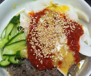 [해주냉면] 신천맛집 매운 비빔냉면 2인분 + 무절임 — 5점을 준 리뷰어가 2020년 5월 올린 사용 사진