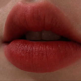 [블랙루즈] 에어 핏 벨벳틴트7 택1+랜덤1 — 5점을 준 리뷰어가 2020년 11월 올린 사용 사진