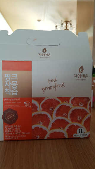 자연에온 핑크 자몽 착즙 100mL 10개입 2BOX — 5점을 준 리뷰어가 2020년 10월 올린 사용 사진