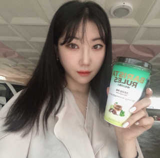 바리스타룰스 민트라임 라떼 — 5점을 준 리뷰어가 2020년 7월 올린 사용 사진