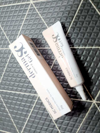 derma SC-Gel 더마에스씨 겔 20g — 5점을 준 리뷰어가 2020년 4월 올린 사용 사진