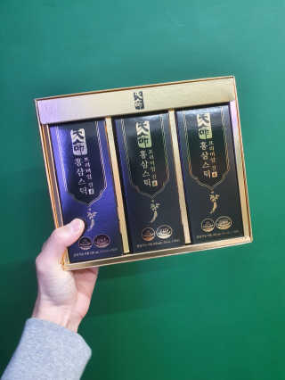 헬스업_천명진프리미엄홍삼스틱_10ml x 30포 — 5점을 준 리뷰어가 2020년 10월 올린 사용 사진