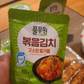 [풀무원] 들기름 볶음김치, 톡톡 김치, 깔끔한 김치 — 5점을 준 리뷰어가 2020년 6월 올린 사용 사진