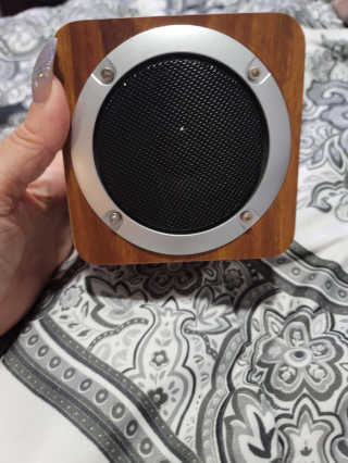SEVIZ MINI10W 레트로 블루투스 스피커 — 5점을 준 리뷰어가 2020년 9월 올린 사용 사진