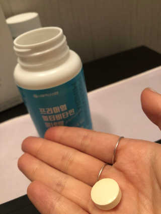 서울약사신협_프리미엄멀티비타민미네랄_1,200mg x 60정 — 5점을 준 리뷰어가 2020년 11월 올린 사용 사진