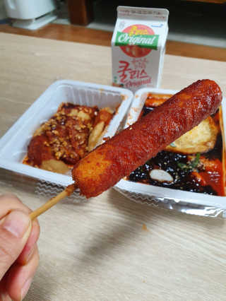죠스떡볶이 [죠스푸드] 짜빠떡볶이+떡또그+범벅만두 신메뉴 3종 — 4점을 준 리뷰어가 2020년 5월 올린 사용 사진