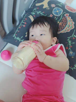 유비맘 PPSU 젖병 노꼭지_260ml_컬러 랜덤 발송 — 5점을 준 리뷰어가 2020년 8월 올린 사용 사진