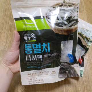 [풀무원] 자연의 감칠맛 통디포리, 통멸치 다시팩 세트 — 5점을 준 리뷰어가 2020년 5월 올린 사용 사진