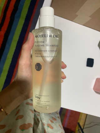 모제림닥터 펩타이드 실키 볼륨 샴푸 — 5점을 준 리뷰어가 2020년 9월 올린 사용 사진