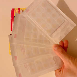 엘라밴드 하이드로 도트 스팟패치 12mm, 10mm — 5점을 준 리뷰어가 2020년 10월 올린 사용 사진