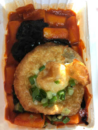 죠스떡볶이 [죠스푸드] 짜빠떡볶이+떡또그+범벅만두 신메뉴 3종 — 4점을 준 리뷰어가 2020년 4월 올린 사용 사진