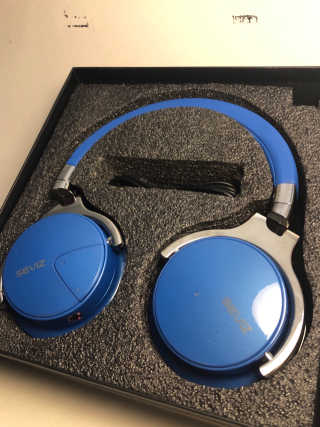 SEVIZ Bluetooth Headphones 10 3color — 5점을 준 리뷰어가 2020년 6월 올린 사용 사진