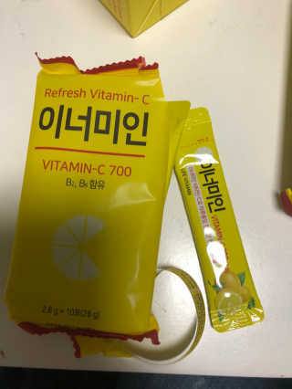 이너미인 VITAMIN-C 700 — 5점을 준 리뷰어가 2020년 9월 올린 사용 사진